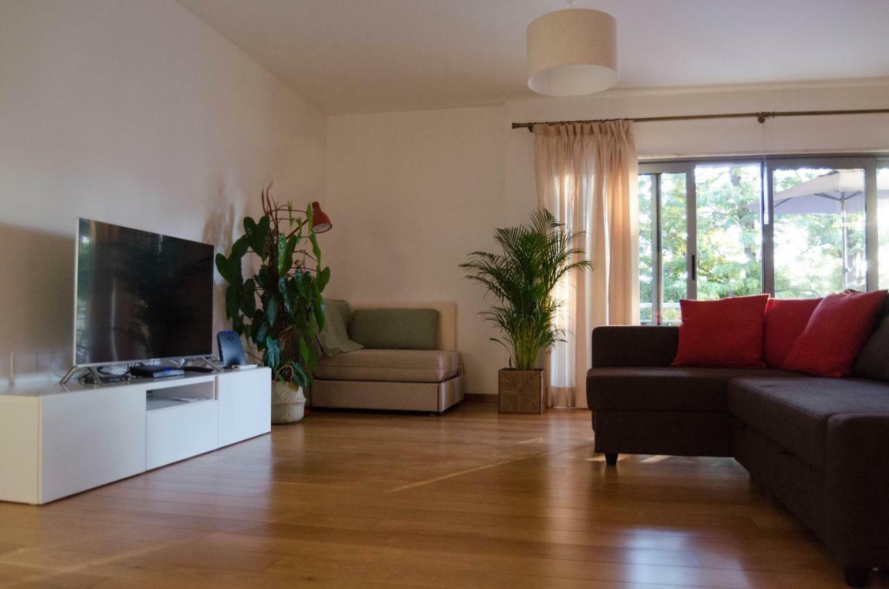 Joivy Graca Luminous 2-Br Apartment With Terrace Лиссабон Экстерьер фото